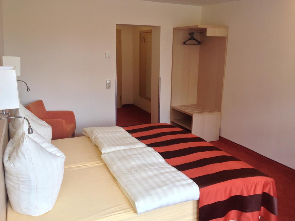Pension Ratskeller Hagenow Kamer foto